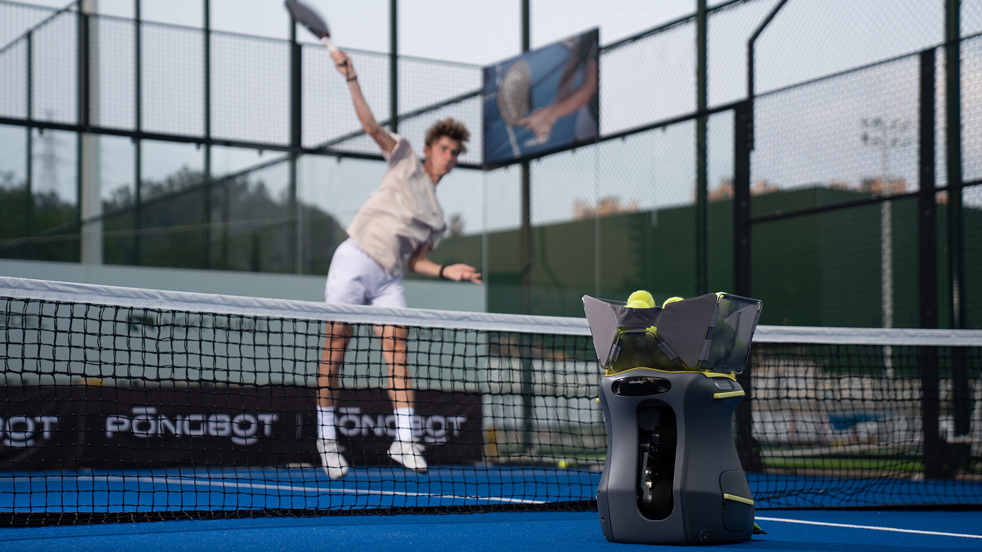 PONGBOT Built a Robot Referee Into Its New Ball Machine - Gadget Review