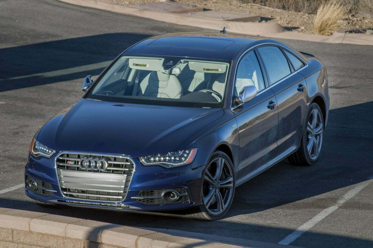 2014 Audi S6 010