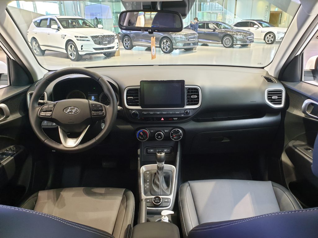 2025 Hyundai Venue interior