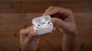 Apple AirPods Pro with Wireless Charging Case Review