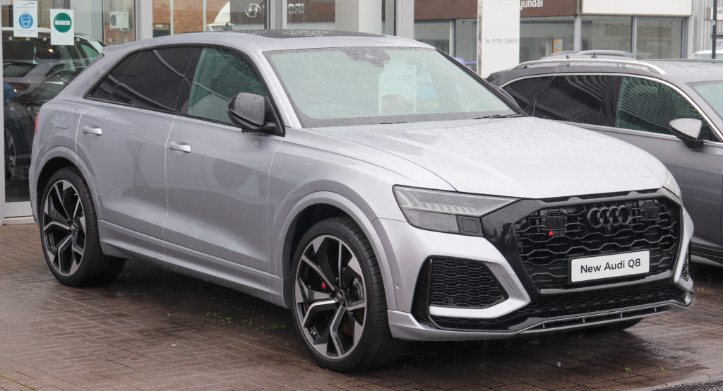 Audi RSQ8