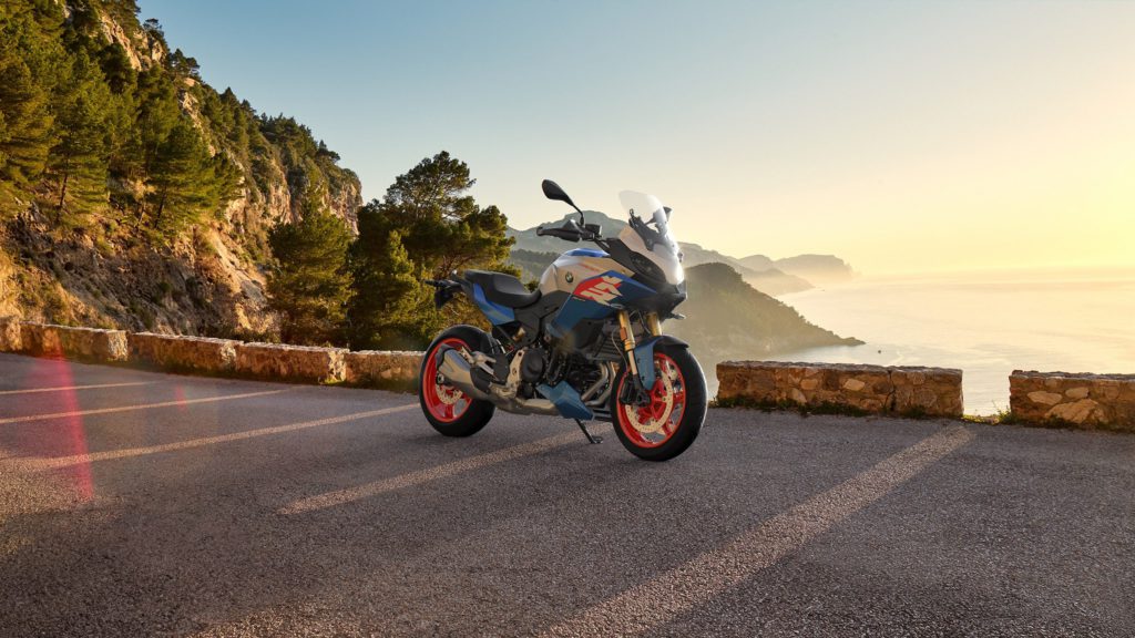 BMW F900 XR