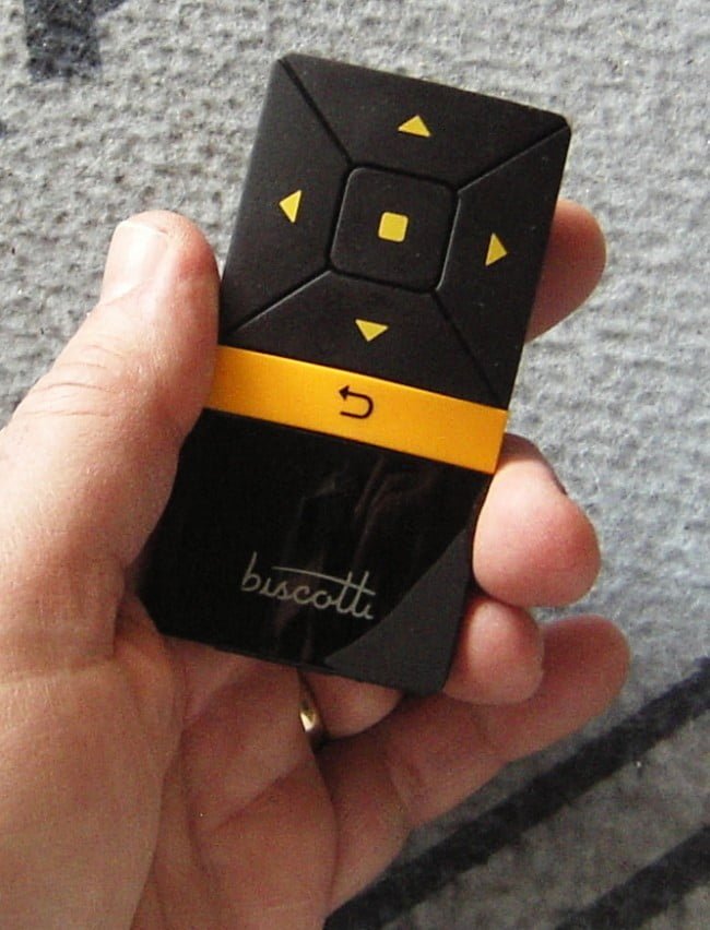Biscotti remote 650x852 1