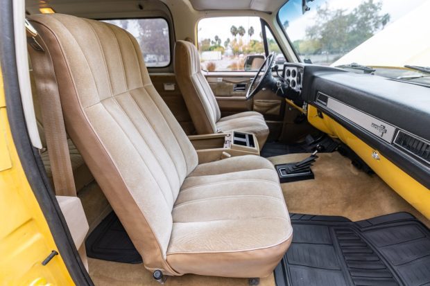 Chevrolet K5 Blazer Interior