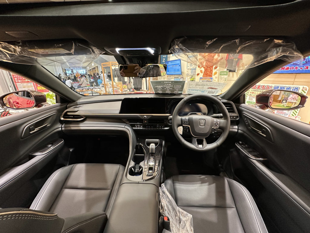 Crown interior