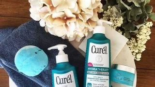 Curél Hydratherapy Wet Skin Moisturizer Review