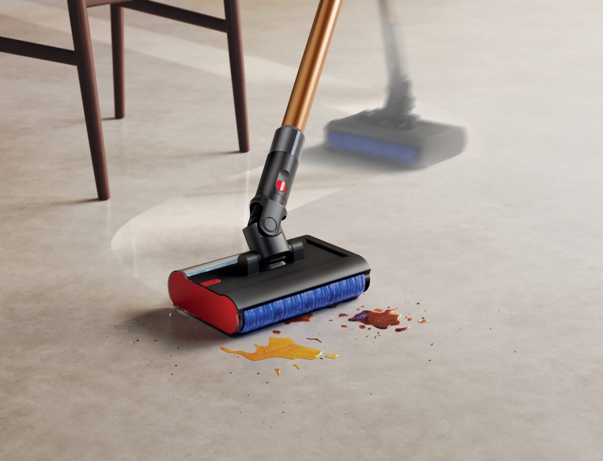 Dyson's PencilWash™ Squeezes Into Spaces Other Cleaners Can't Reach ...