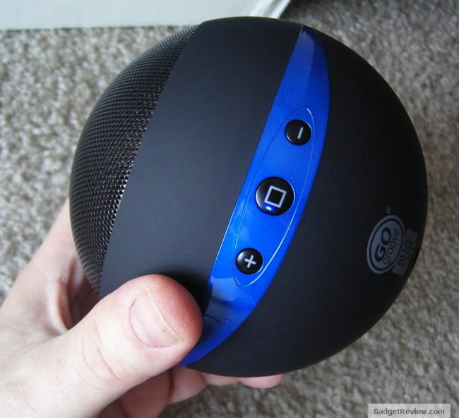 GOgroove BlueSync OR3 Portable Bluetooth Speaker controls 650x593 1