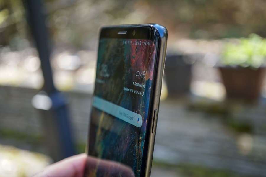 Samsung Galaxy S9 Smartphone