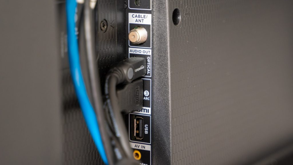 make sure inputs are secure to prevent black and white picutre