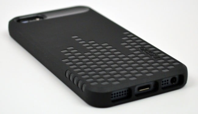 Incipio Frequency iPhone 5 Case Review 3 650x374 1