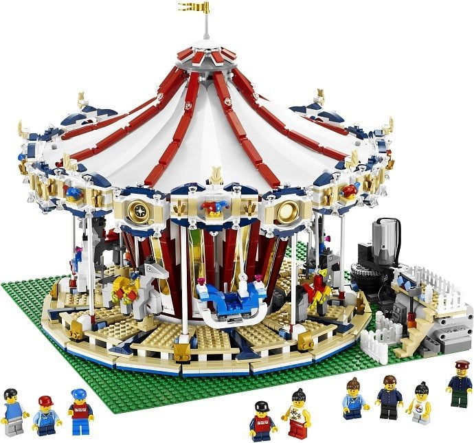 LEGO Grand Carousel 10196 Open