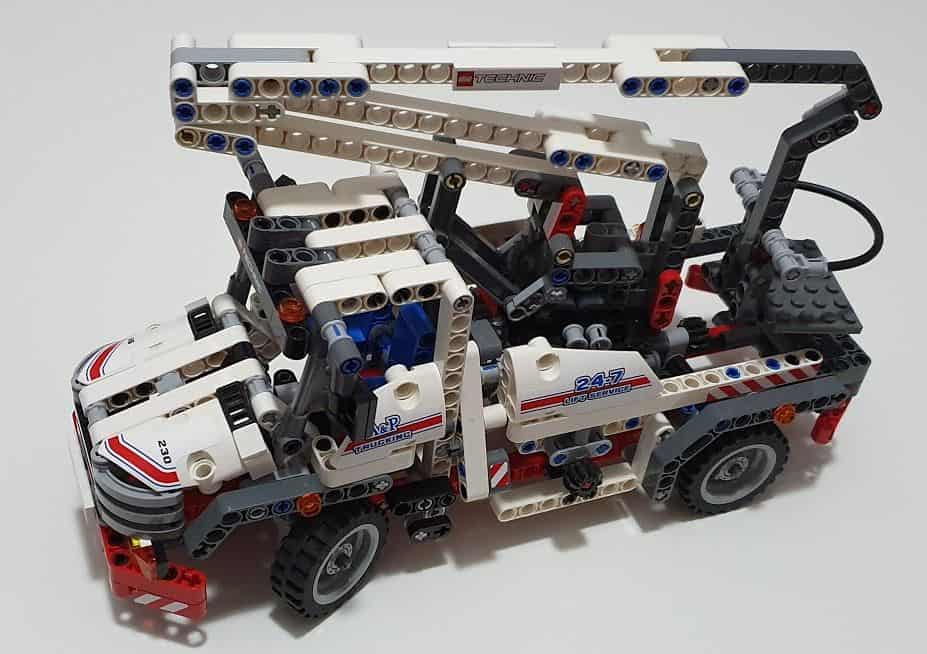 LEGO Bucket Truck Review | Gadget Review