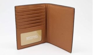 Michael Kors Passport Holder Review
