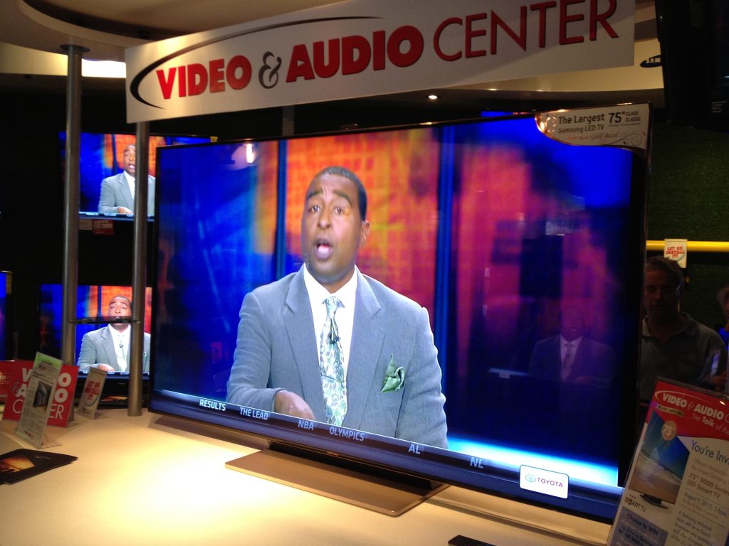 Best TVs For Bright Rooms 2022 Top AntiGlare TVs For Sunny Rooms