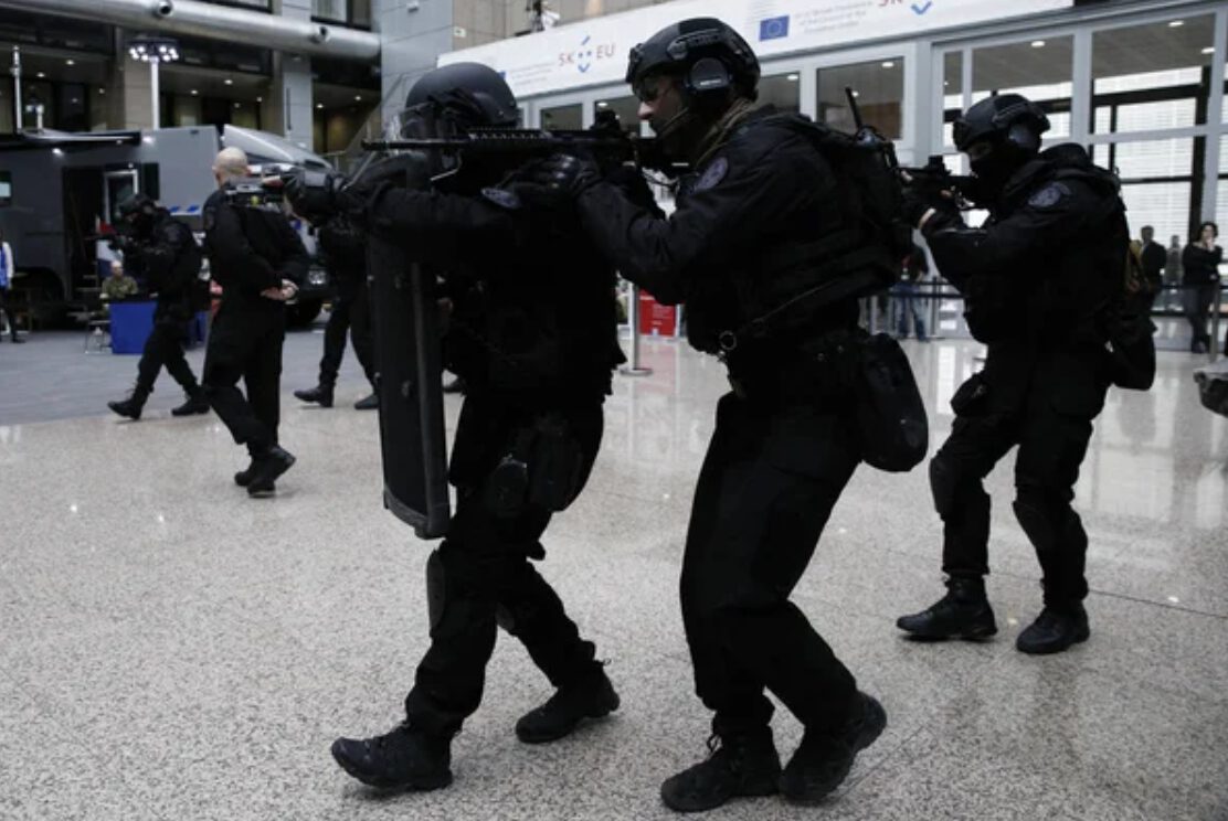 How Security Tech Failed at the White House Correspondents’ Dinner