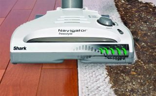Shark Navigator Freestyle Upright Stick Cordless Bagless Vacuum for Carpet Review