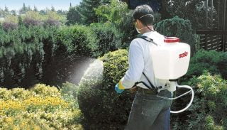 Solo 425 4-Gallon Backpack Sprayer Review