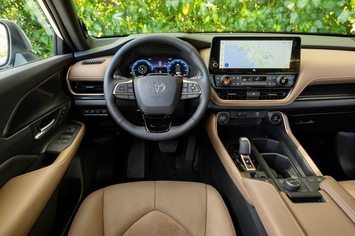 Toyota Highlander Interior