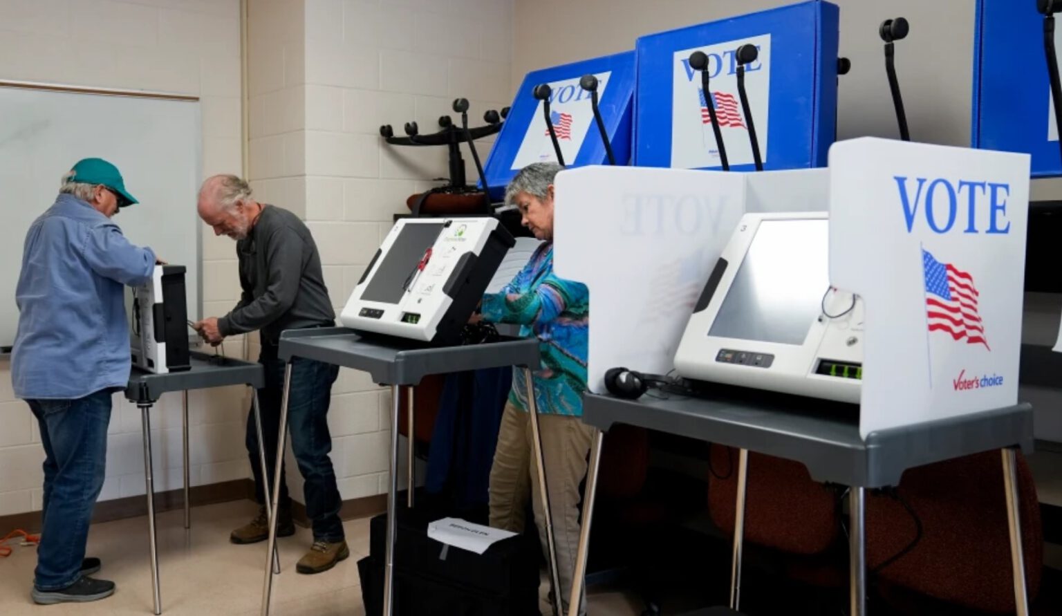 Viral Vote-Flipping Claims Miss the Real Election Tech Problem - Gadget ...
