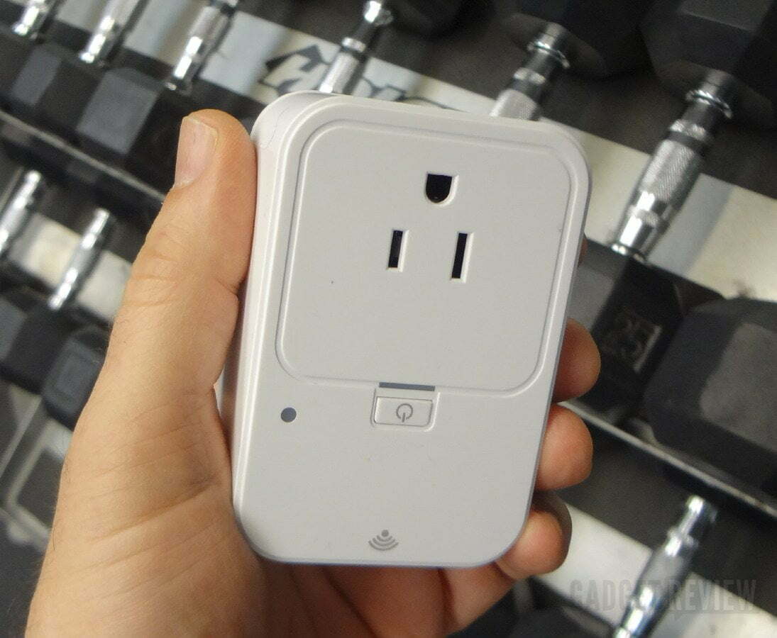 WiFi-Smart-Plug-held