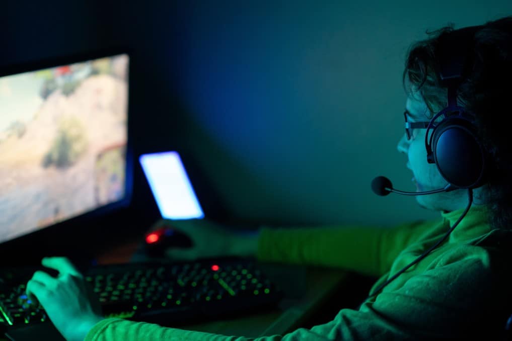 Best Monitors For CS:GO In 2023 | Top Gaming Displays For CS:GO Guide