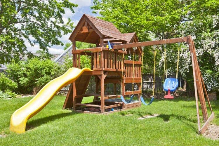Best Outdoor Swings for Kids