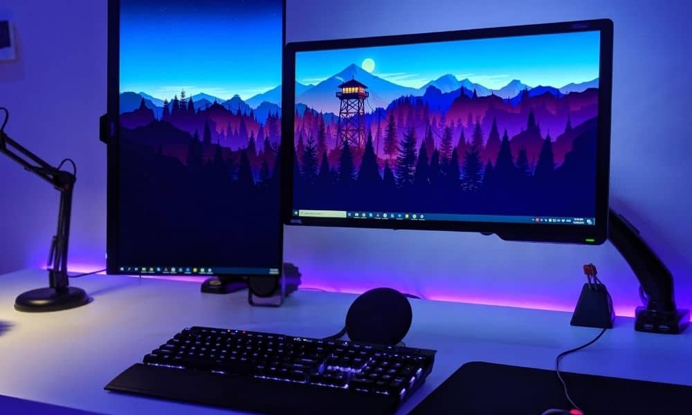 Changing A Monitor's Screen Orientation | How To Rotate Screen On PC