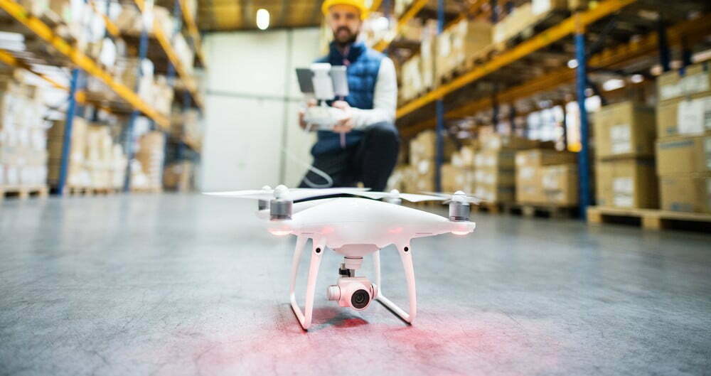 Artista Religioso cartellone rc helicopter vs drone Creatura tesa melma