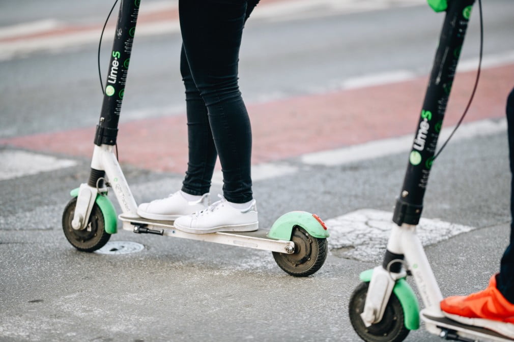 Electric Scooter vs Kick Scooter