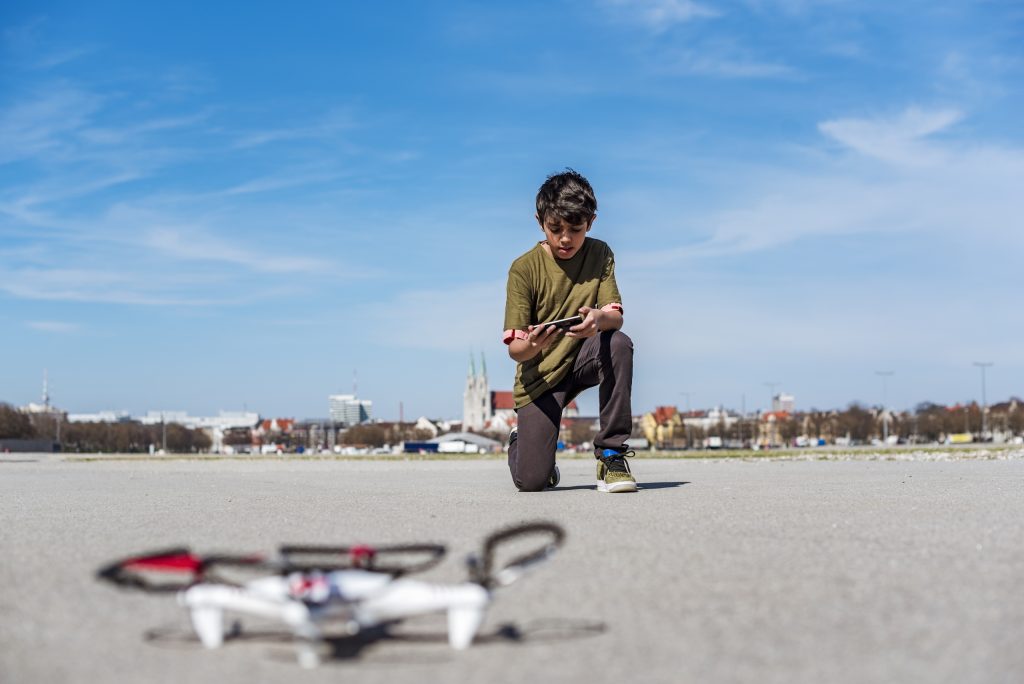 flying drone race