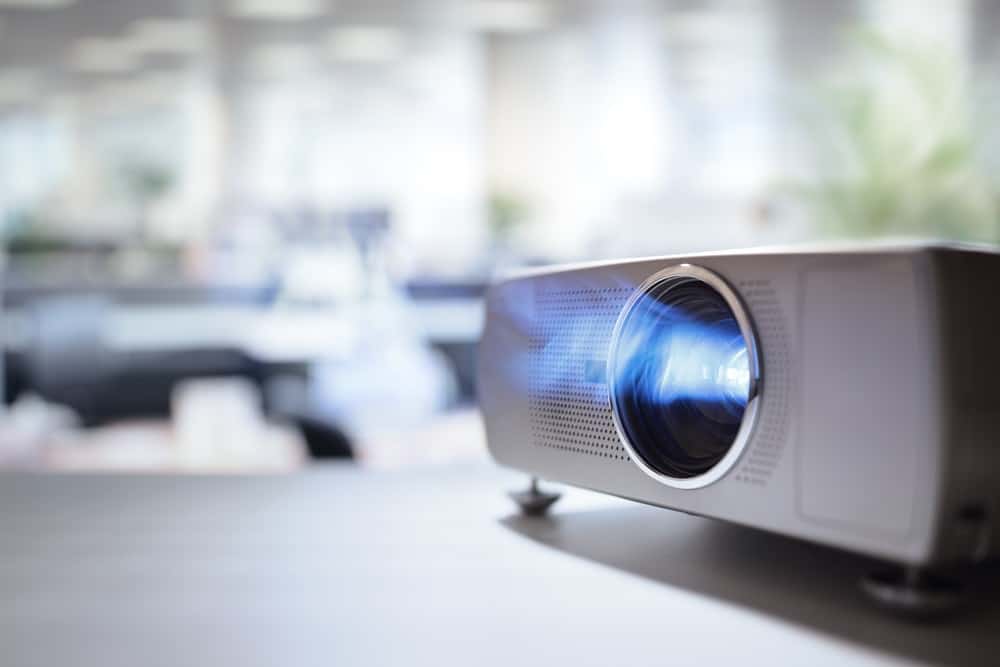 Gloss vs Matte Projector Screen