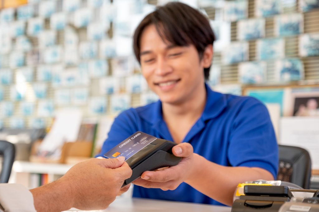 handing worker credit card