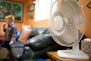 how do heat powered fans work