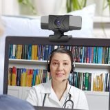 how to change default webcam windows 10