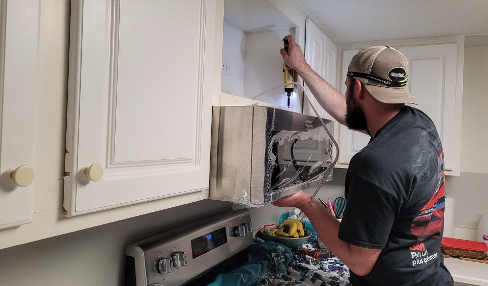 How to Fix a Microwave Door Hinge