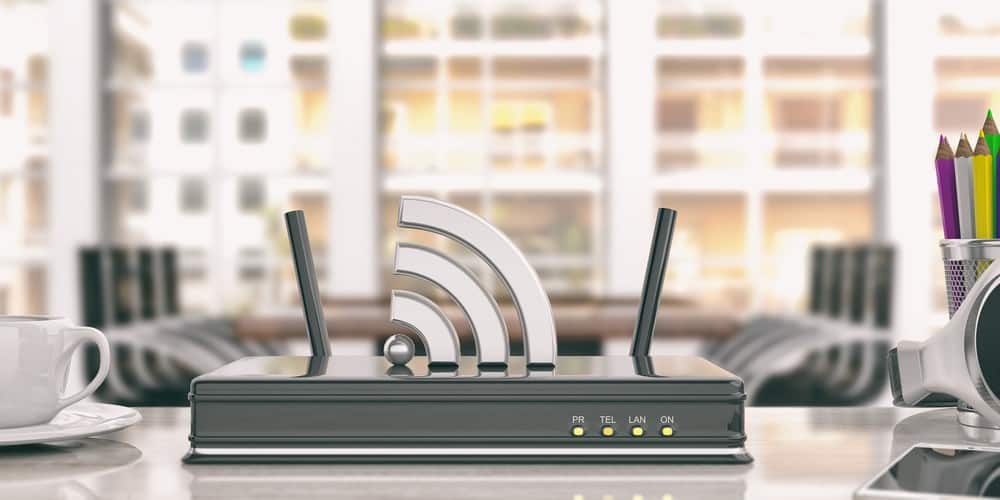 How to Position Antennas on a Wireless Router