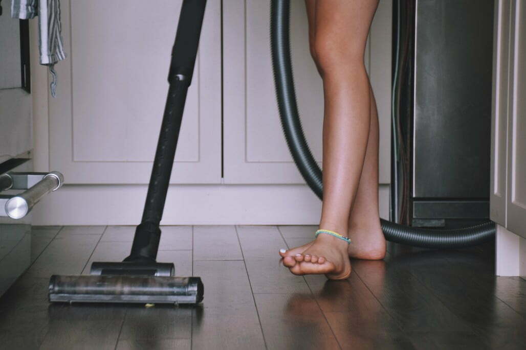 How To Vacuum Hardwood Floors The Best Way To Clean Hard Floors
