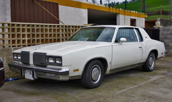 11 of the Worst Cars Ever Made - Gadget Review