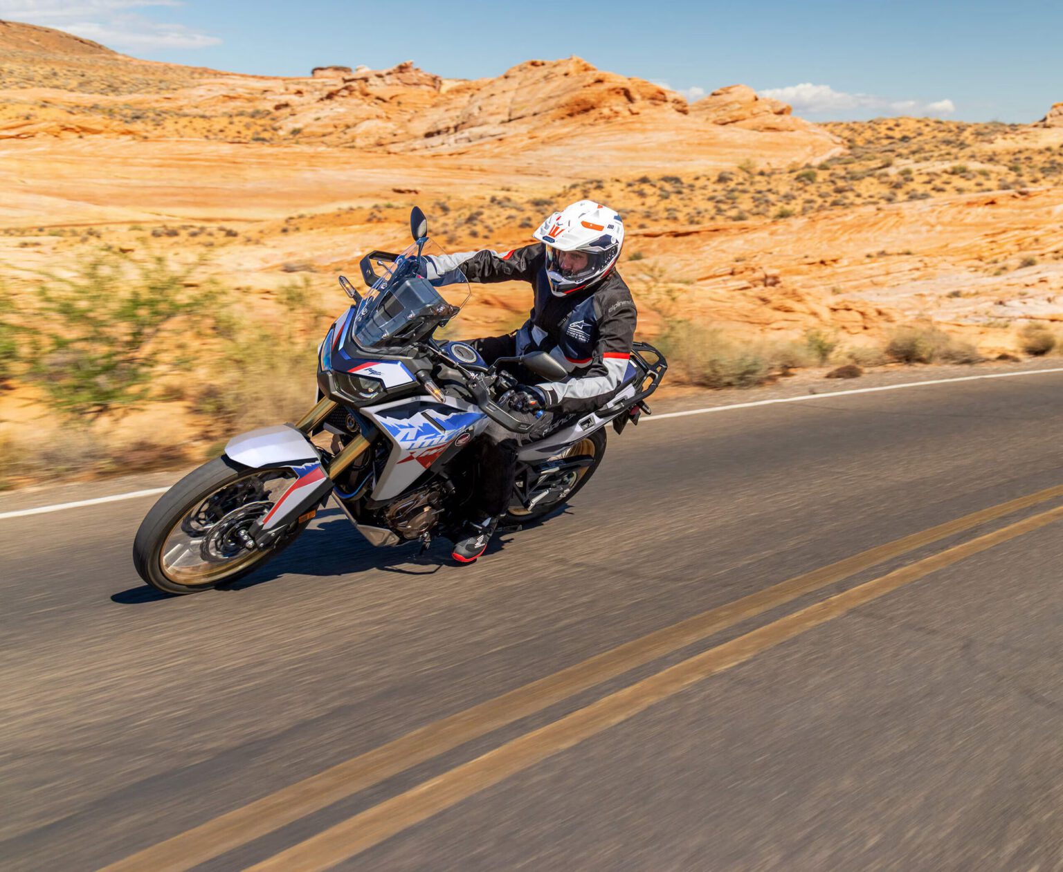 14 of the Best Motorcycles For Long Distance Travel in 2026 - Gadget Review
