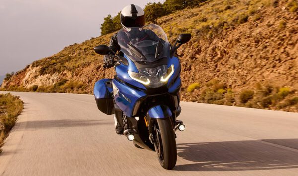 14 of the Best Motorcycles For Long Distance Travel in 2026 - Gadget Review