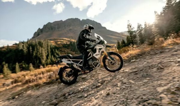 14 of the Best Motorcycles For Long Distance Travel in 2026 - Gadget Review