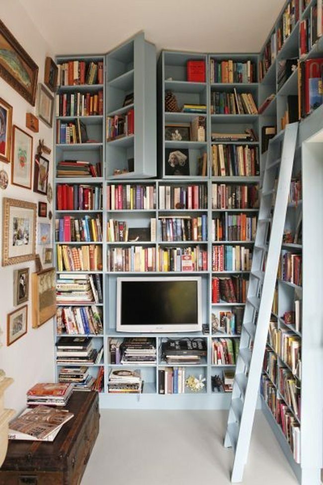 ladder bookshelf