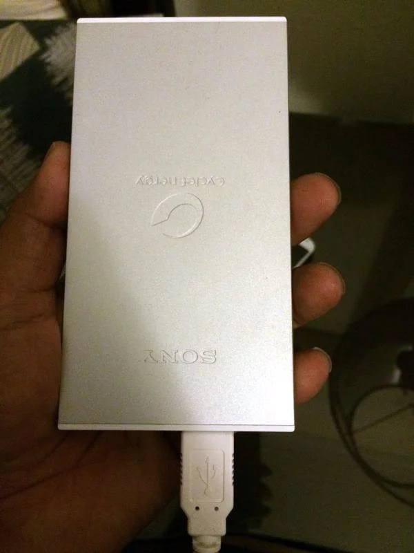 sony-charger-4