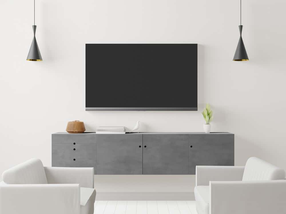 TV Articulating Vs. Tilting Wall Mount The Pros & Cons