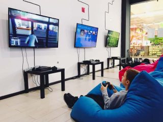xTV vs Monitor for Gaming