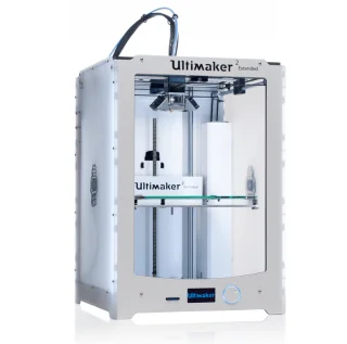 A review of the Ultimaker 2 extended.|A test print with the Ultimaker 2 Extended. |3d printer layering|3D printing process of the Ultimaker 2 Extended 3D Printer.|Print head of the 3D printer|