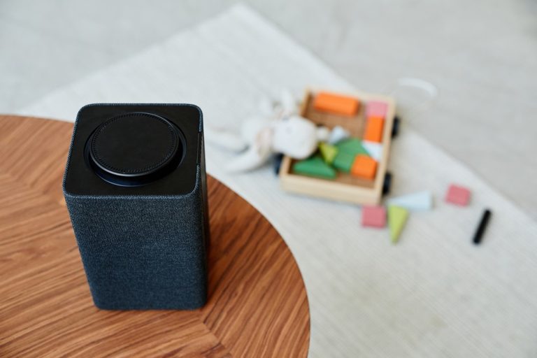 How To Use TF Card In Bluetooth Speakers Use SD Cards On Speakers