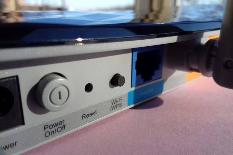 Why Is My WiFi Extender Slow? Diagnosing Slow Connection